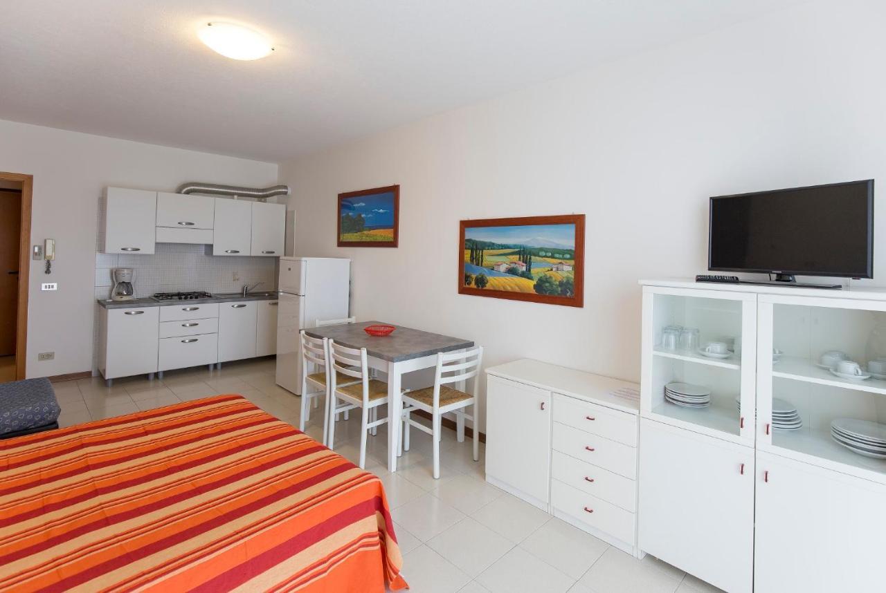 Villaggio Luna Due Caorle Luaran gambar