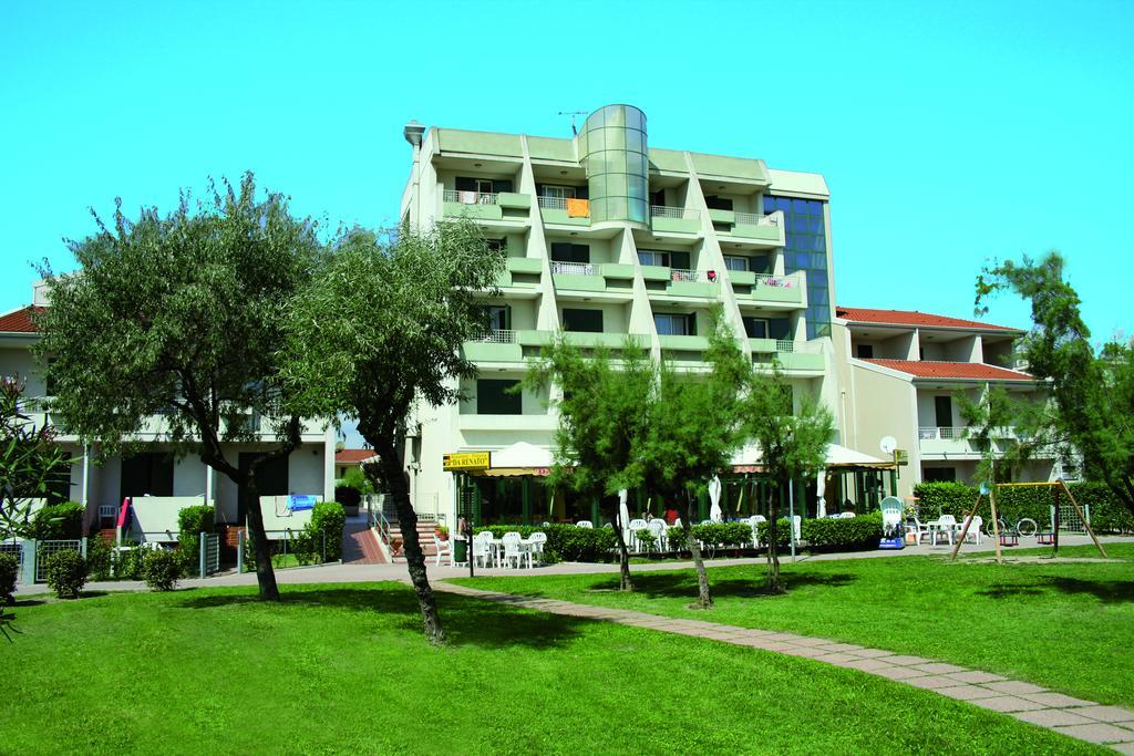 Villaggio Luna Due Caorle Luaran gambar